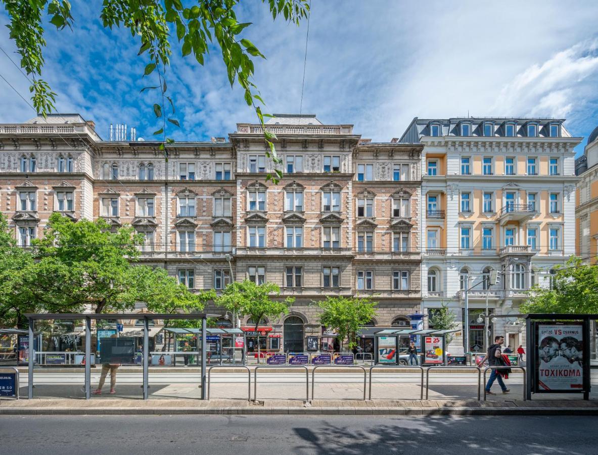Design Apartment W Ac On Ring Road By Newave Apartments Budapest Exterior photo